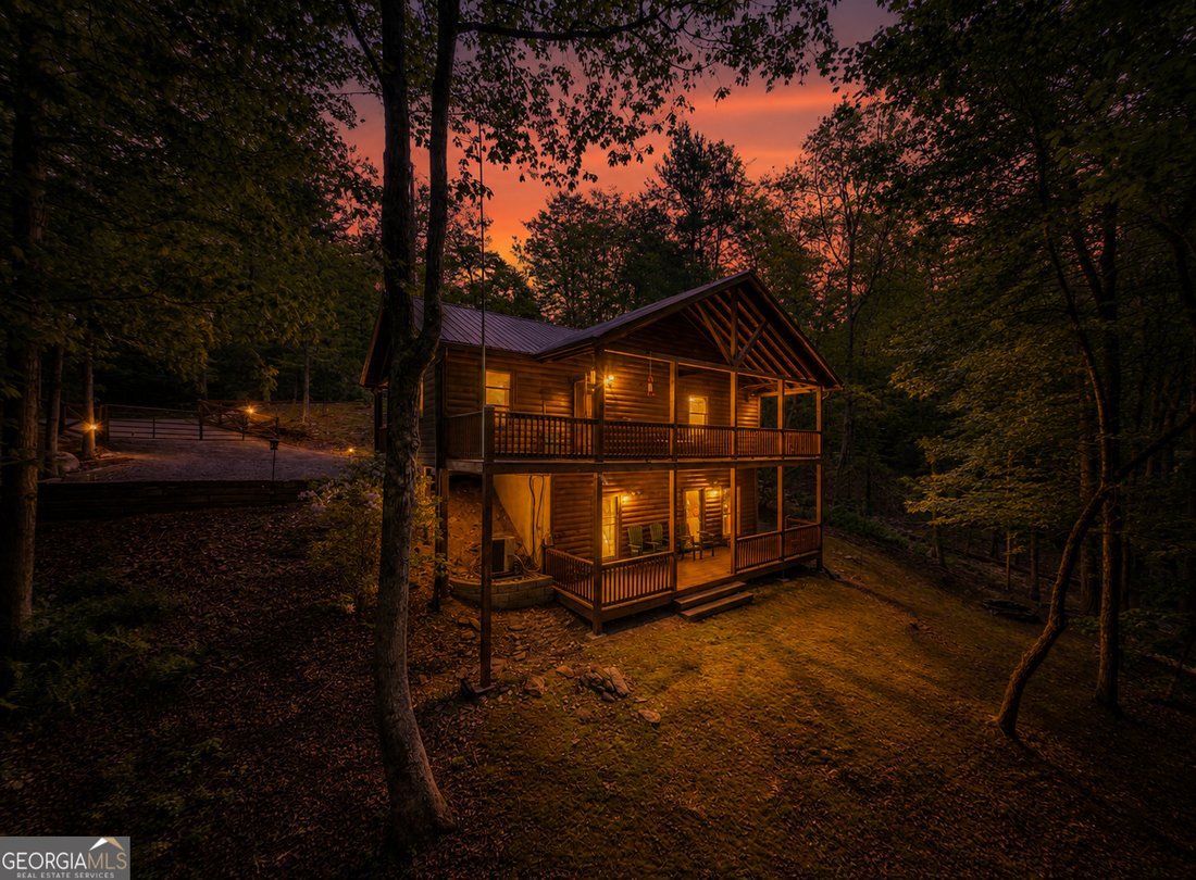 House in Mineral Bluff, Georgia, United States 1 - 17866233