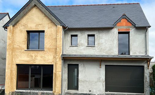 Villa in Saint-Lunaire, Brittany, France 1