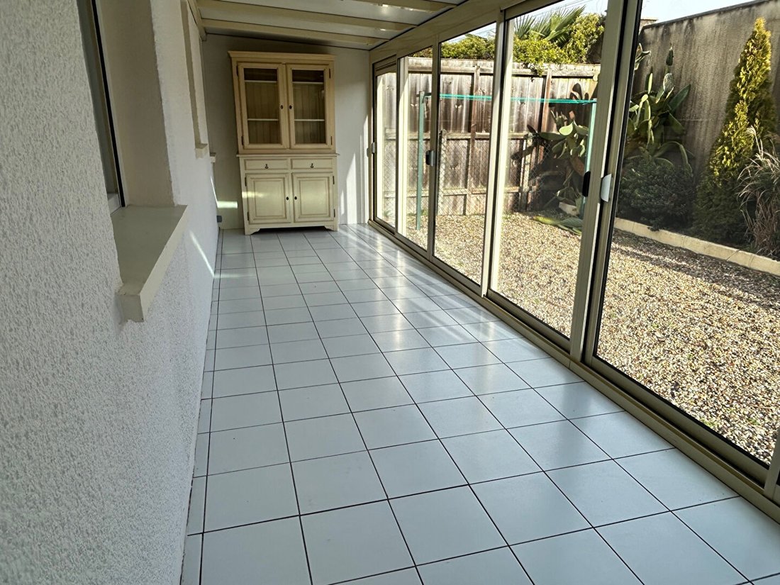 Villa in Zone Industrielle, Blanquefort, France 3 - 18405787