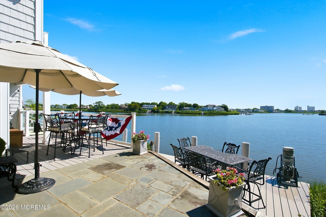 Condo in Long Branch, New Jersey, United States 1 - 18403462