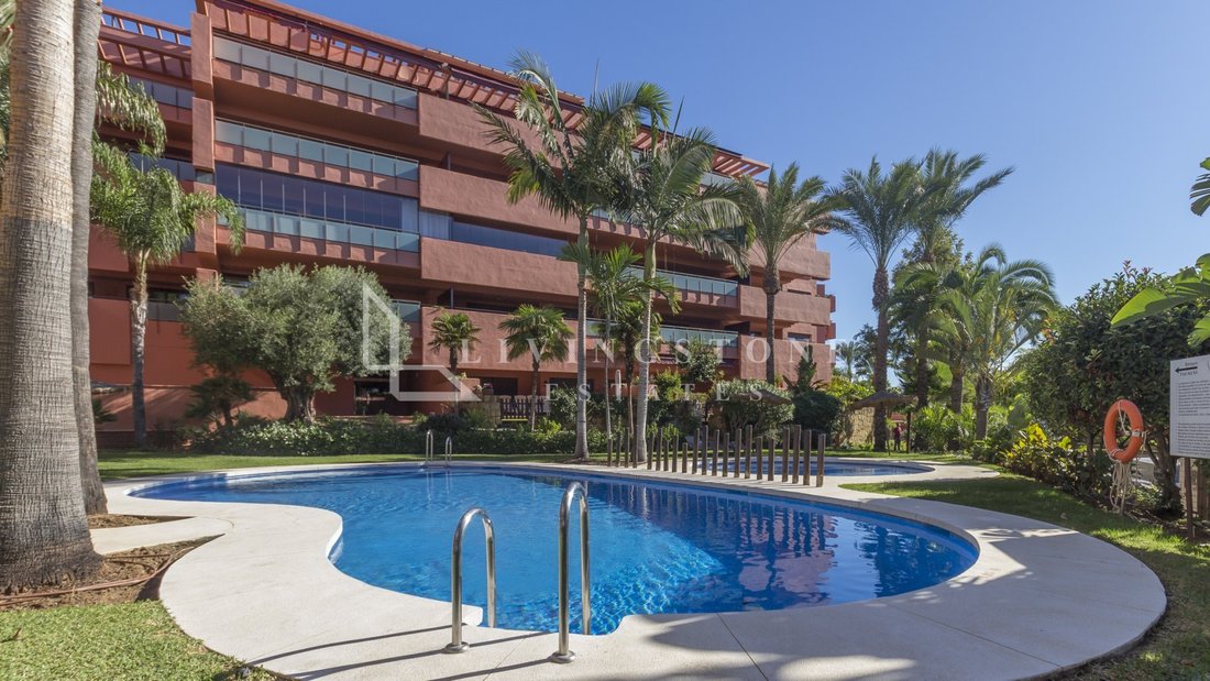 Apartment in Estepona, Andalusia, Spain 1 - 18403148