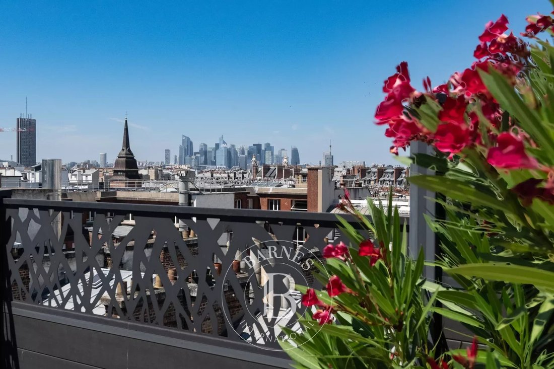 Apartment in Courcelles-Wagram, Paris 17e Arrondissement, Paris 2 - 18405175