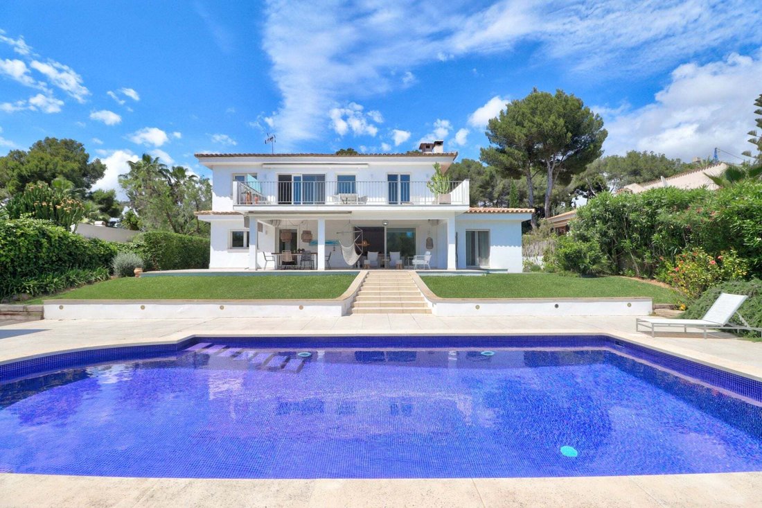 Villa in Santa Ponsa, Balearic Islands, Spain 1 - 18402809