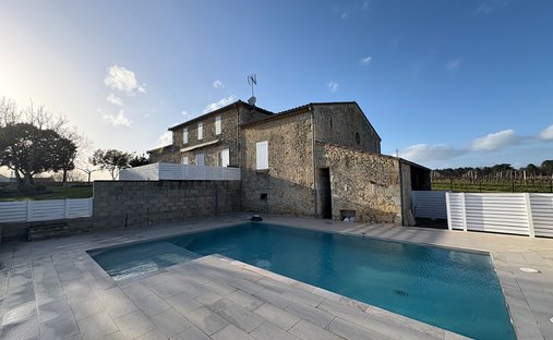 Villa in Sauveterre-de-Guyenne, Nouvelle-Aquitaine, France 1