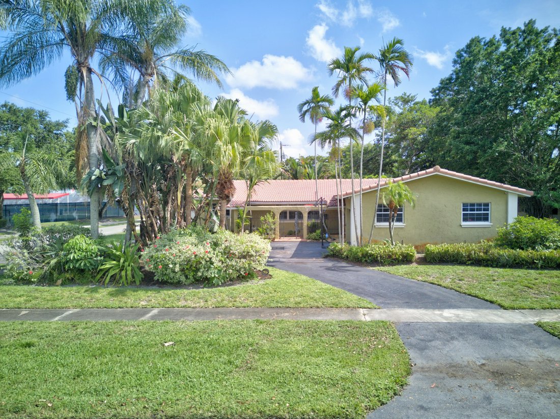 House in Hollywood, Florida, United States 1 - 18402651