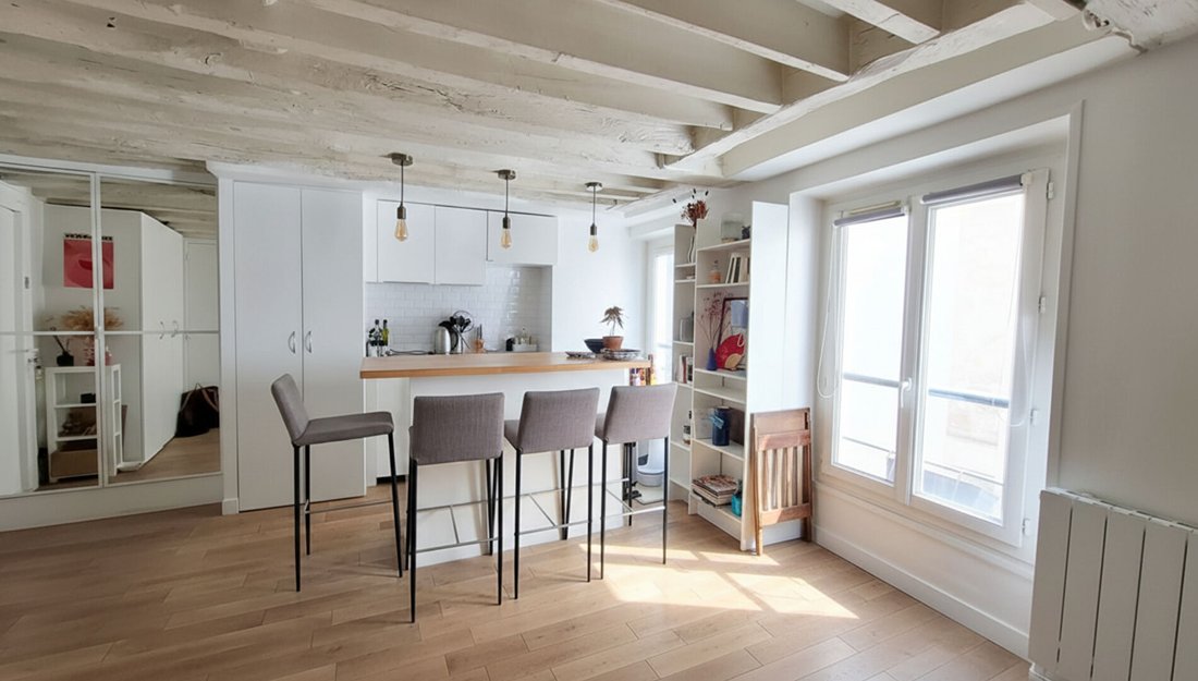 Apartment in Sainte Avoie, Paris 3e Arrondissement, Paris 1 - 18405367