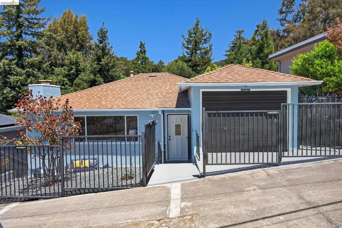 House in Oakland, California, United States 1 - 18404326