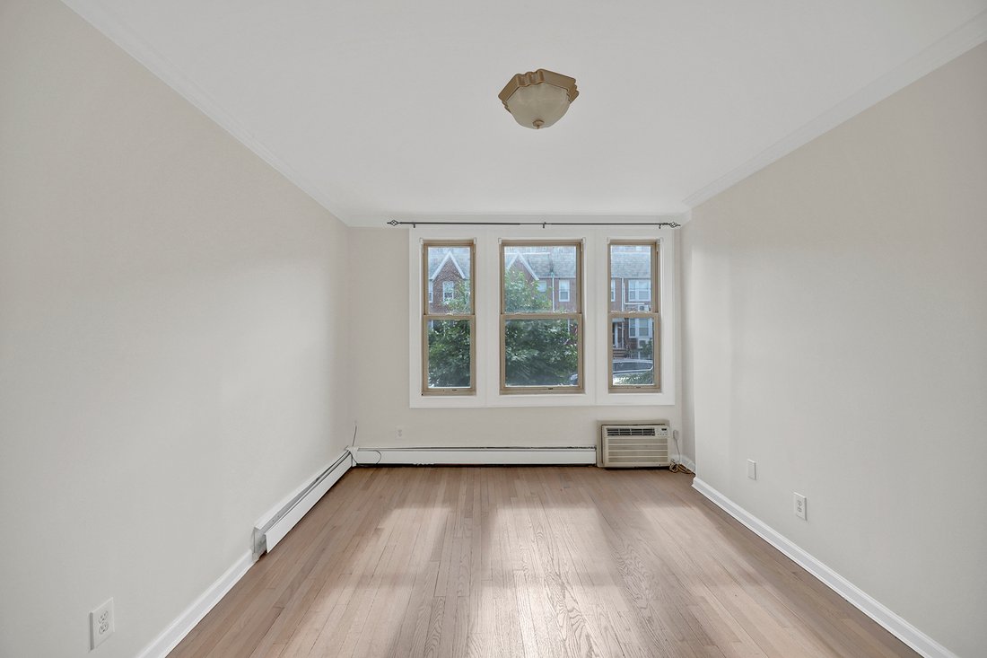 House in New York, New York, United States 4 - 18404364