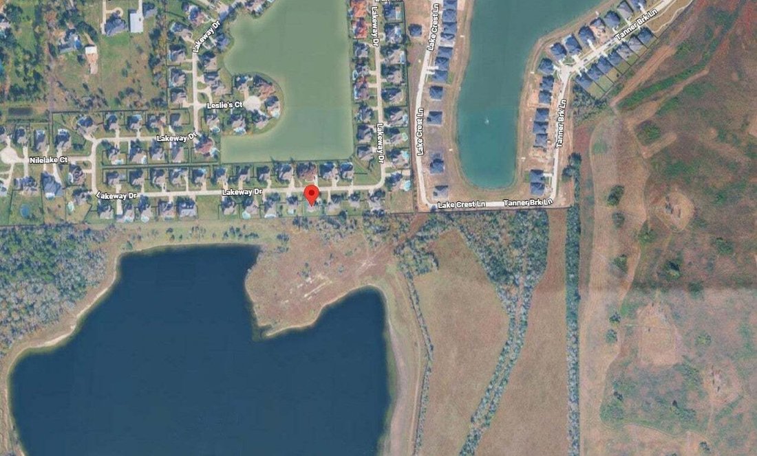 House in Friendswood, Texas, United States 2 - 18404301