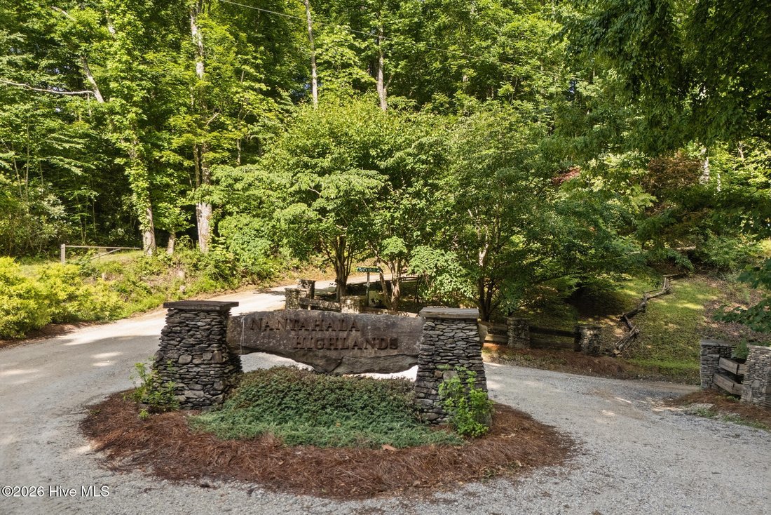 House in Topton, North Carolina, United States 3 - 18403223