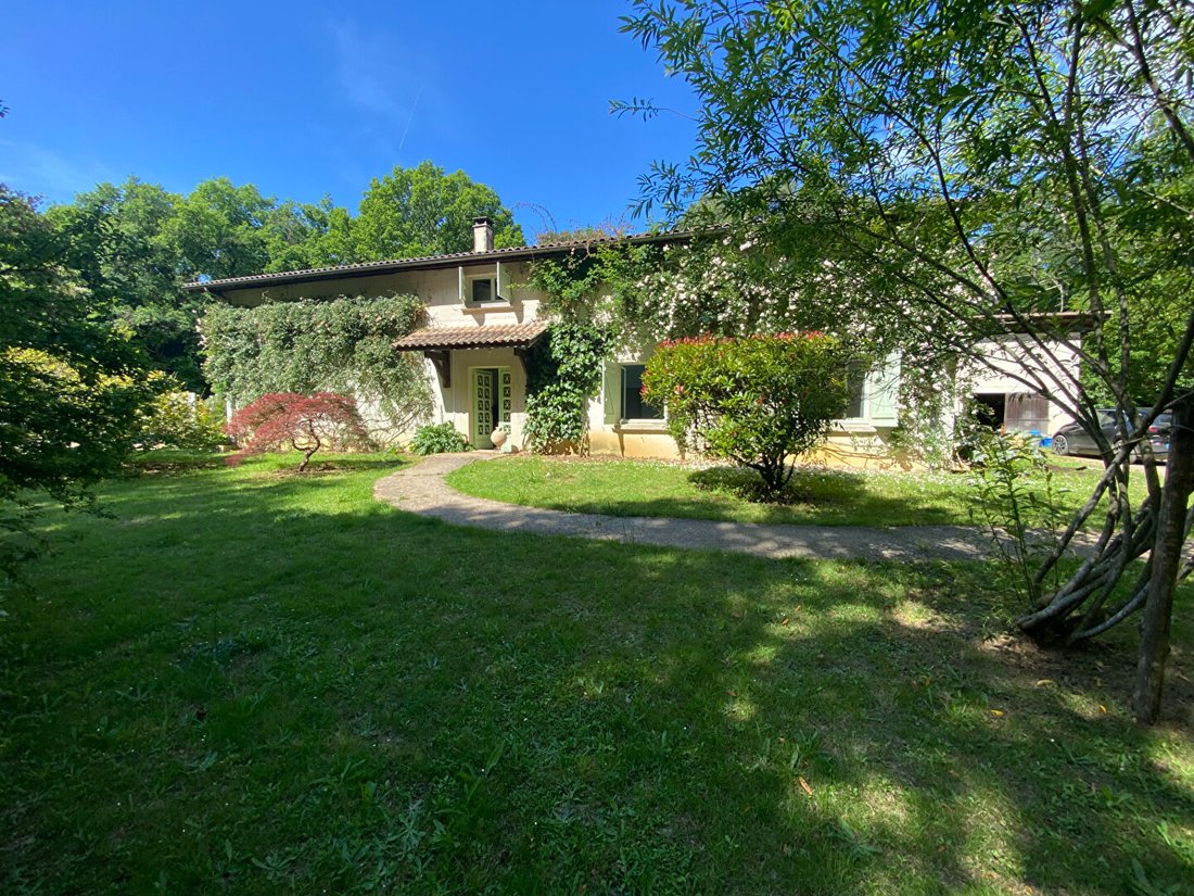 Villa in Blasimon, Nouvelle-Aquitaine, France 2 - 18405979