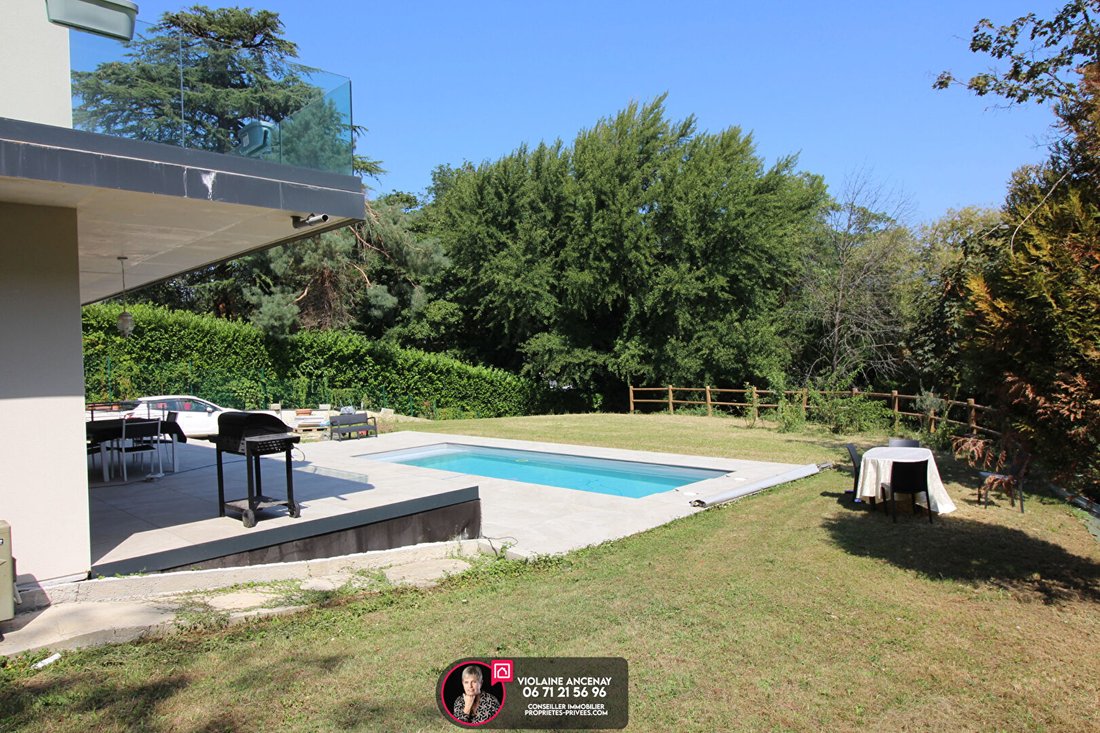 Villa in Chambery, Auvergne-Rhône-Alpes, France 1 - 18405816