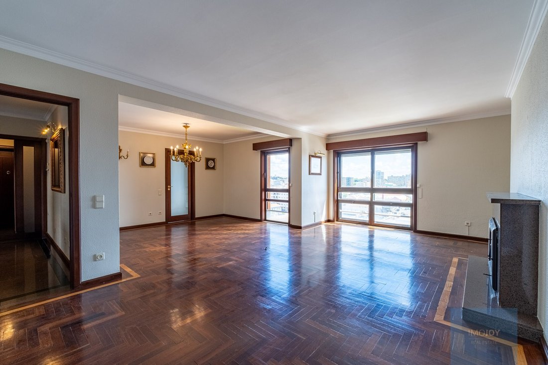 Apartment in Matosinhos e Leca da Palmeira, Porto District, Portugal 2 - 18404823