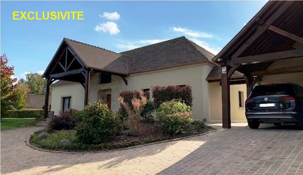 Villa in L'Isle-Adam, Ile-de-France, France 1 - 18405914