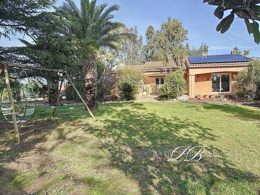 Villa in Theza, Occitania, France 5 - 18405464