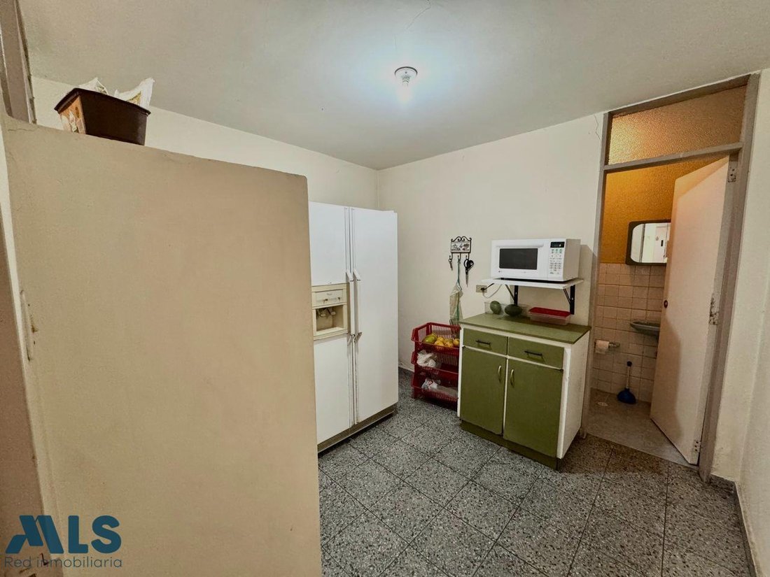 House in Medellín, Antioquia, Colombia 5 - 18403590