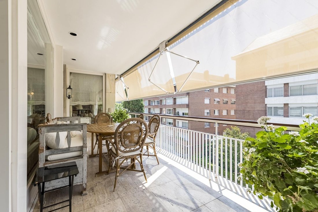 Apartment in Sarrià-Sant Gervasi, Barcelona, Spain 5 - 18403363