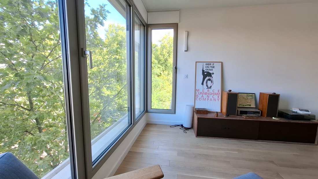 Apartment in Belleville, Paris 20e Arrondissement, Paris 1 - 18405300