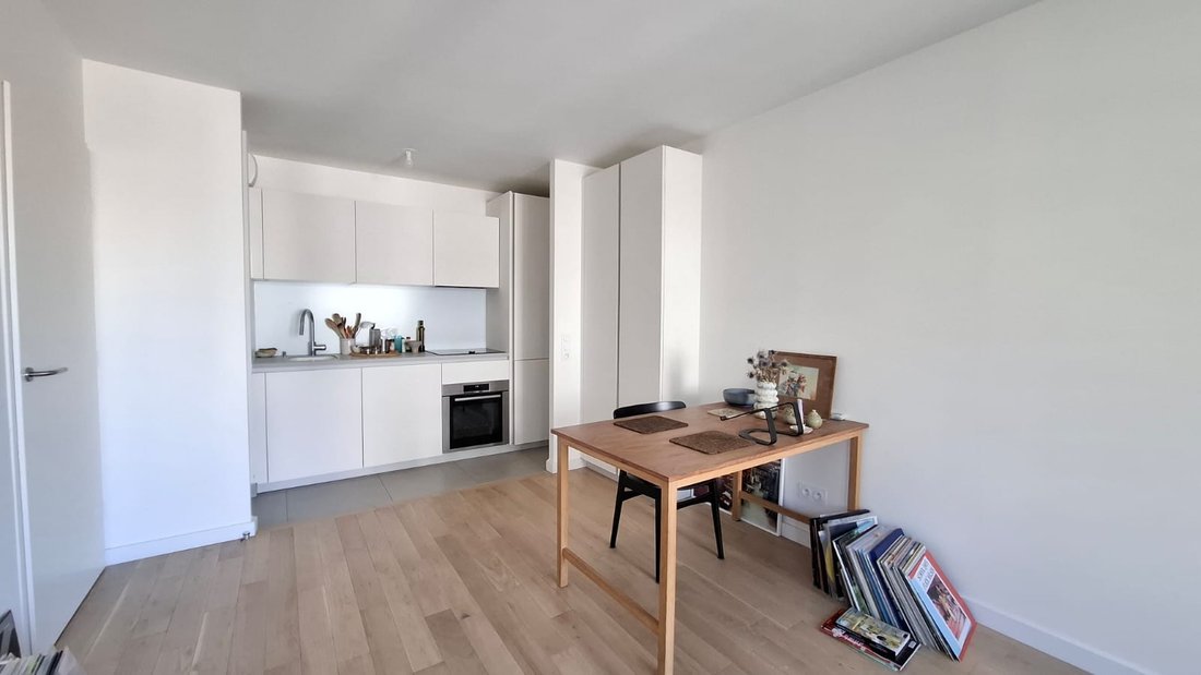 Apartment in Belleville, Paris 20e Arrondissement, Paris 3 - 18405300