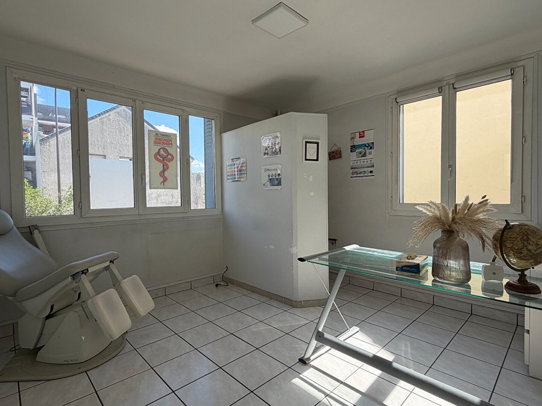 Villa in Vitry-sur-Seine, Ile-de-France, France 2 - 18405957