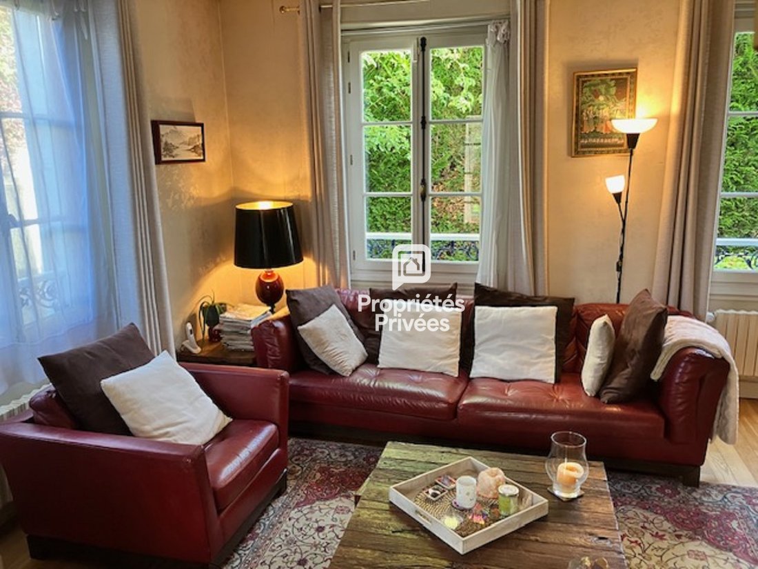 Villa in Montfort-l'Amaury, Ile-de-France, France 4 - 18405783