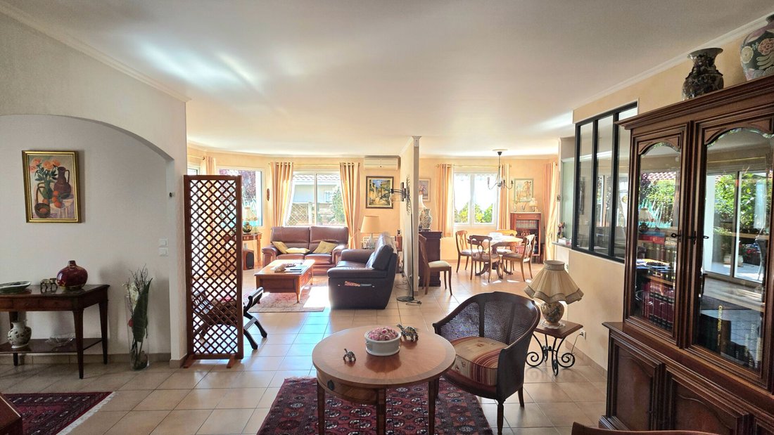 Villa in Sud Est, Andernos-les-Bains, France 3 - 18405364