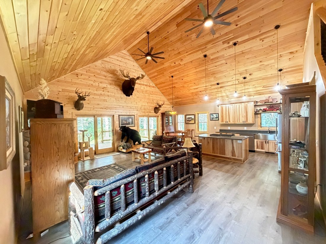House in Mercer, Wisconsin, United States 4 - 18406535