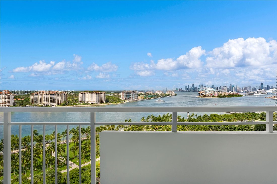 Condo in Miami Beach, Florida, United States 2 - 18403354