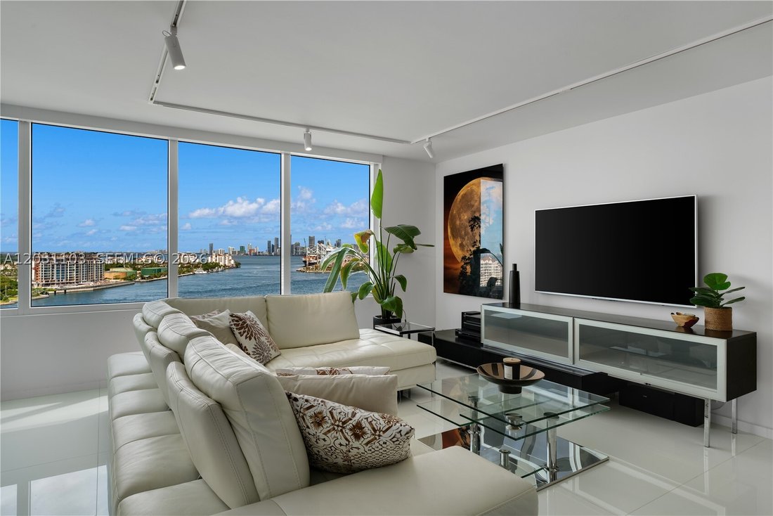 Condo in Miami Beach, Florida, United States 4 - 18403354