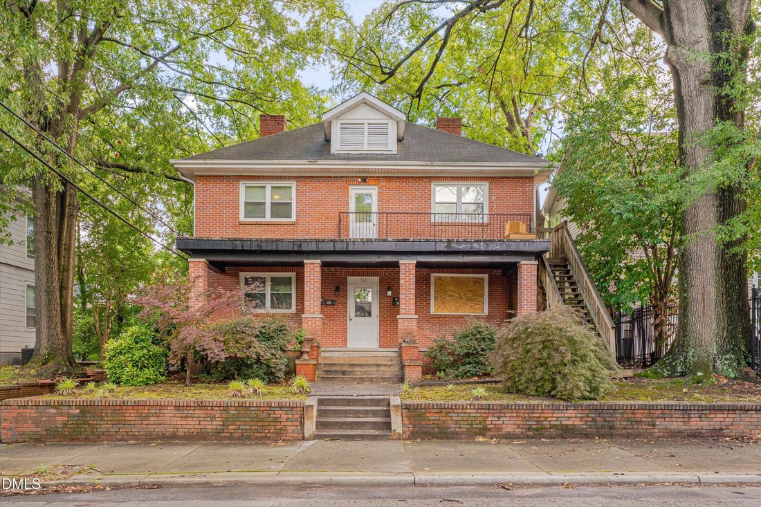Raleigh, North Carolina, United States 1 - 18403519