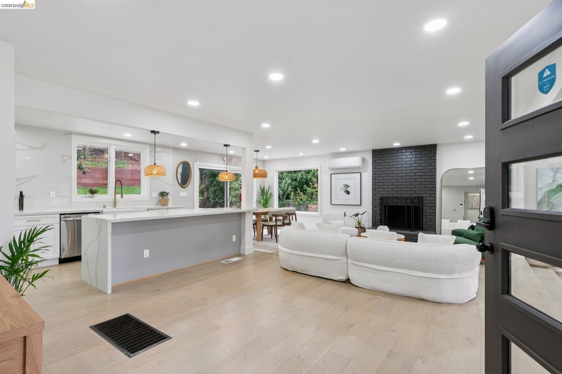 House in Oakland, California, United States 4 - 18404310