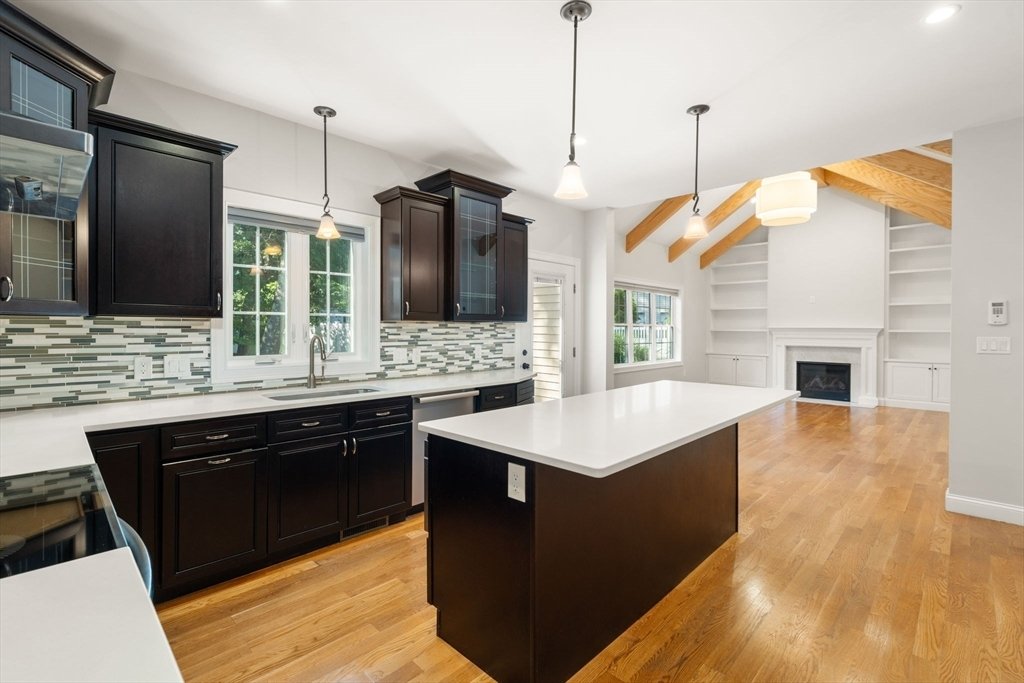 House in Stoneham, Massachusetts, United States 4 - 18406630