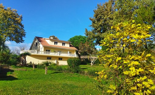 Villa in Seyches, Nouvelle-Aquitaine, France 1