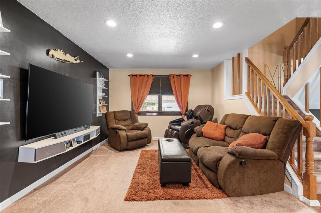 House in Bethpage, New York, United States 4 - 18406130
