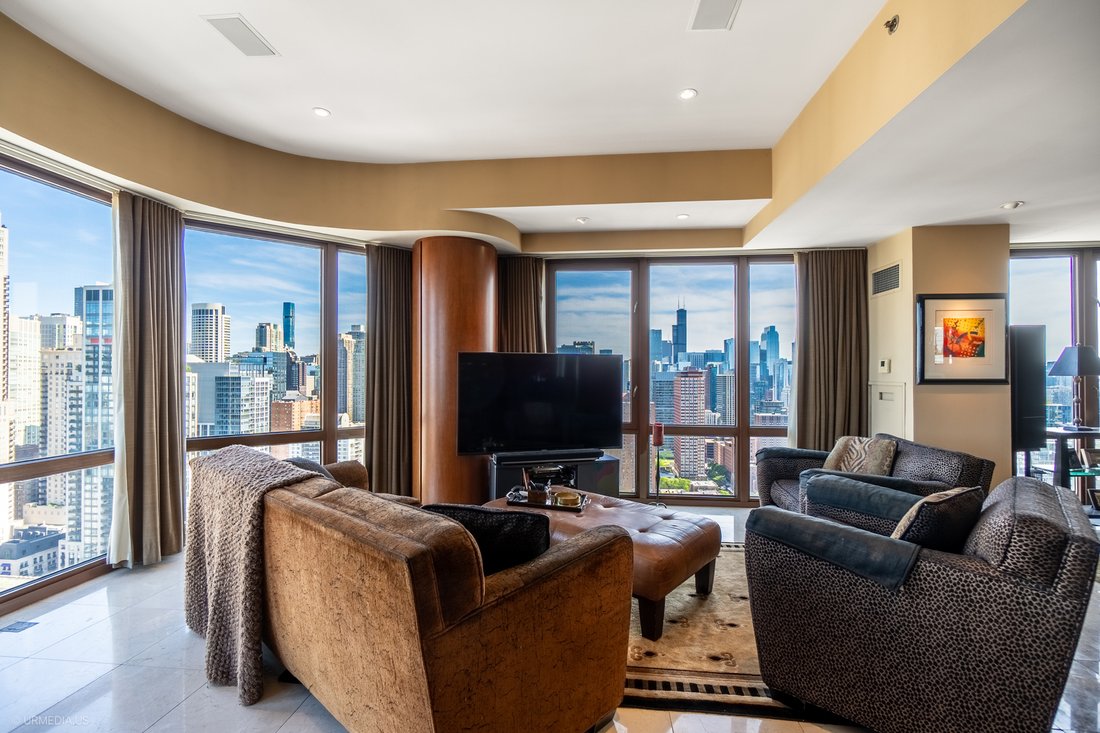 Condo in Chicago, Illinois, United States 4 - 18403427