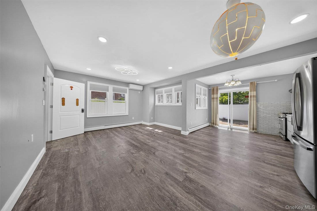 House in New York, New York, United States 5 - 18407042