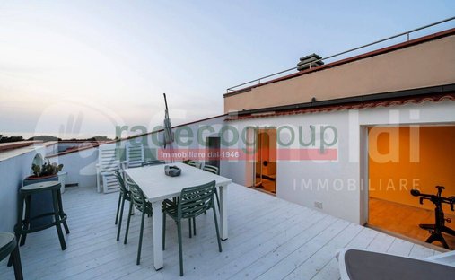 Apartment in Historic Center, Livorno, Tuscany 1