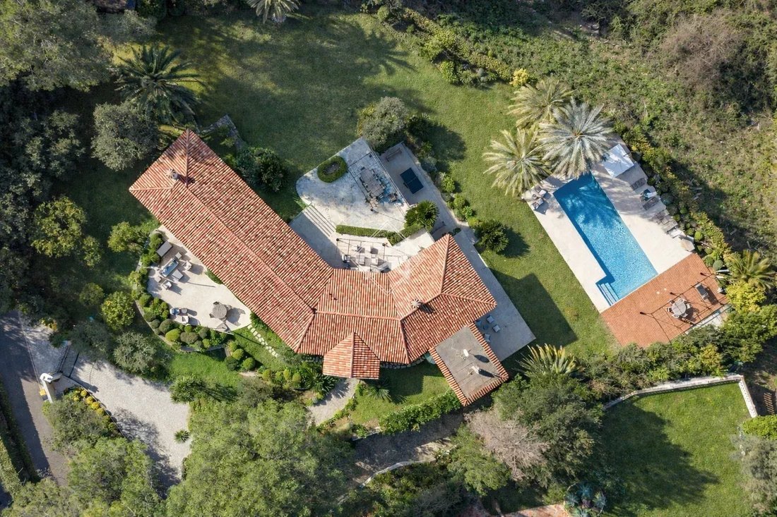 Villa in Mougins, Provence-Alpes-Côte d'Azur, France 1 - 17896847