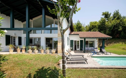 Casa a Ascain, Nuova Aquitania, Francia 1