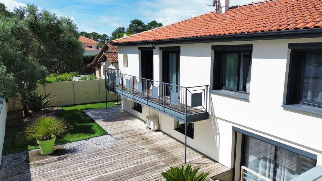 Villa in Biscarrosse, Nouvelle-Aquitaine, France 3 - 18405907