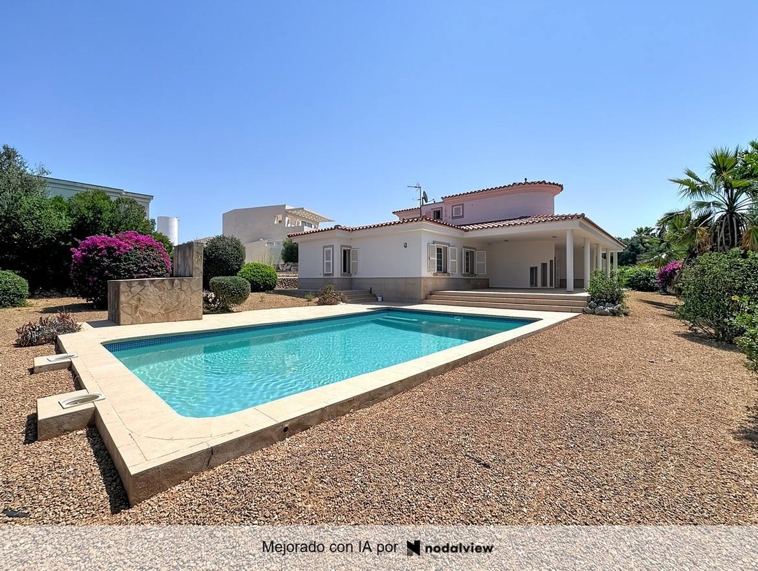 Villa in Sant Lluis, Balearic Islands, Spain 1 - 18403097