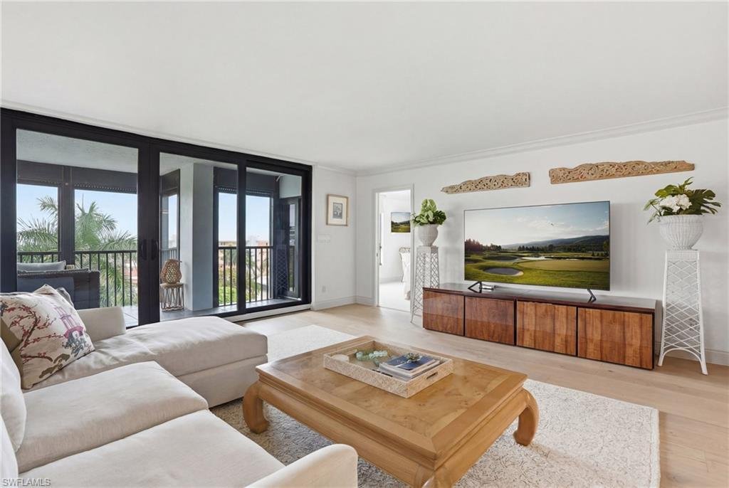 Condo in Naples, Florida, United States 5 - 18405236