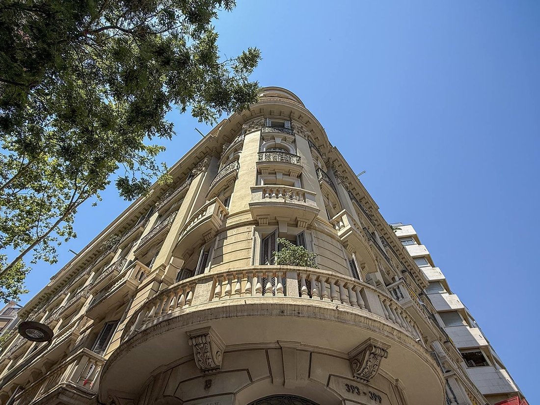 Apartment in Sarrià-Sant Gervasi, Barcelona, Spain 2 - 18403347