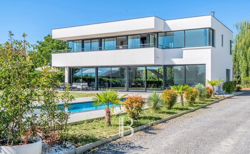 Casa a Messery, Auvergne-Rodano-Alpi, Francia 1