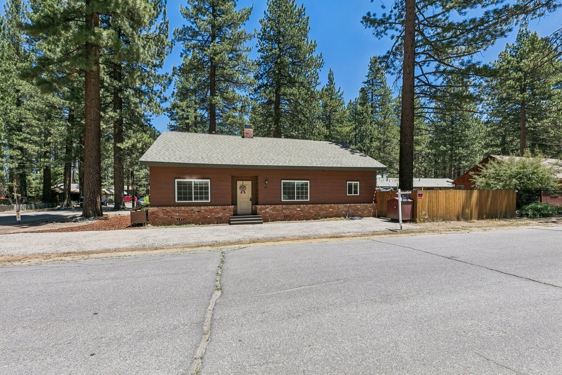 House in South Lake Tahoe, California, United States 1 - 18406238