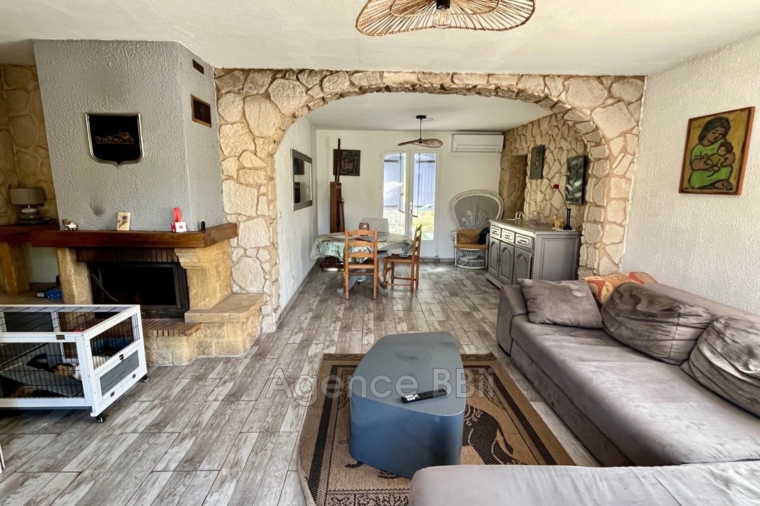 Villa in Tourrette-Levens, Provence-Alpes-Côte d'Azur, France 2 - 18411868