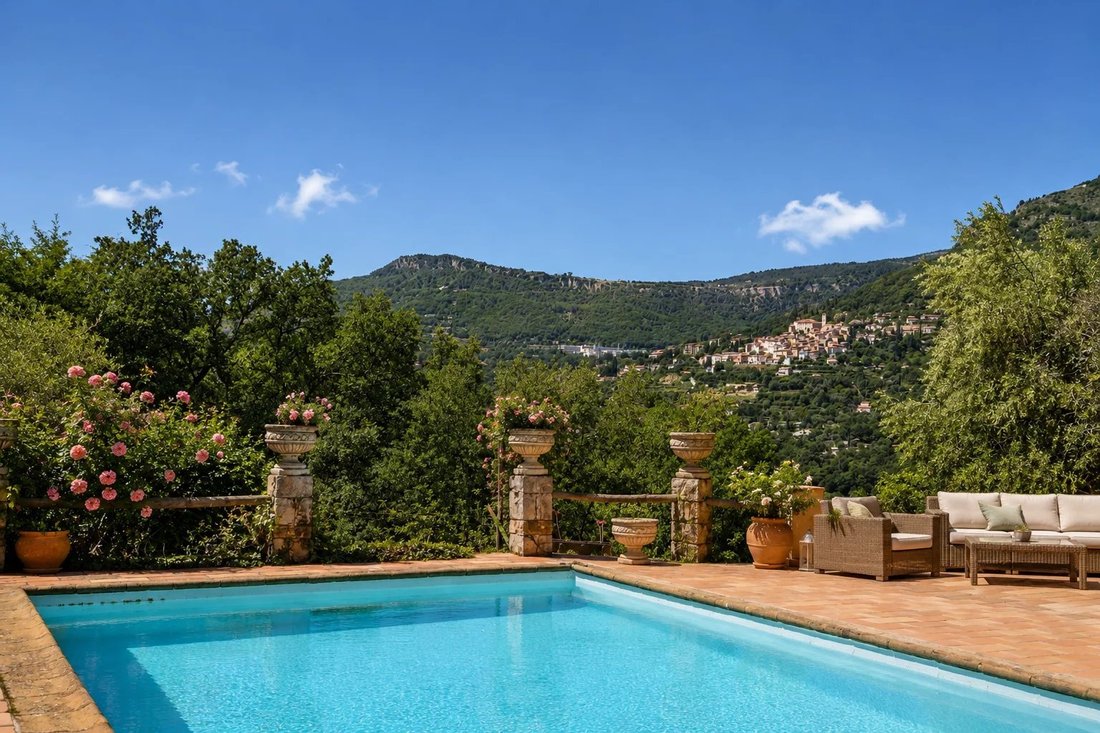 Villa in Tourrettes-sur-Loup, Provence-Alpes-Côte d'Azur, France 3 - 18406884