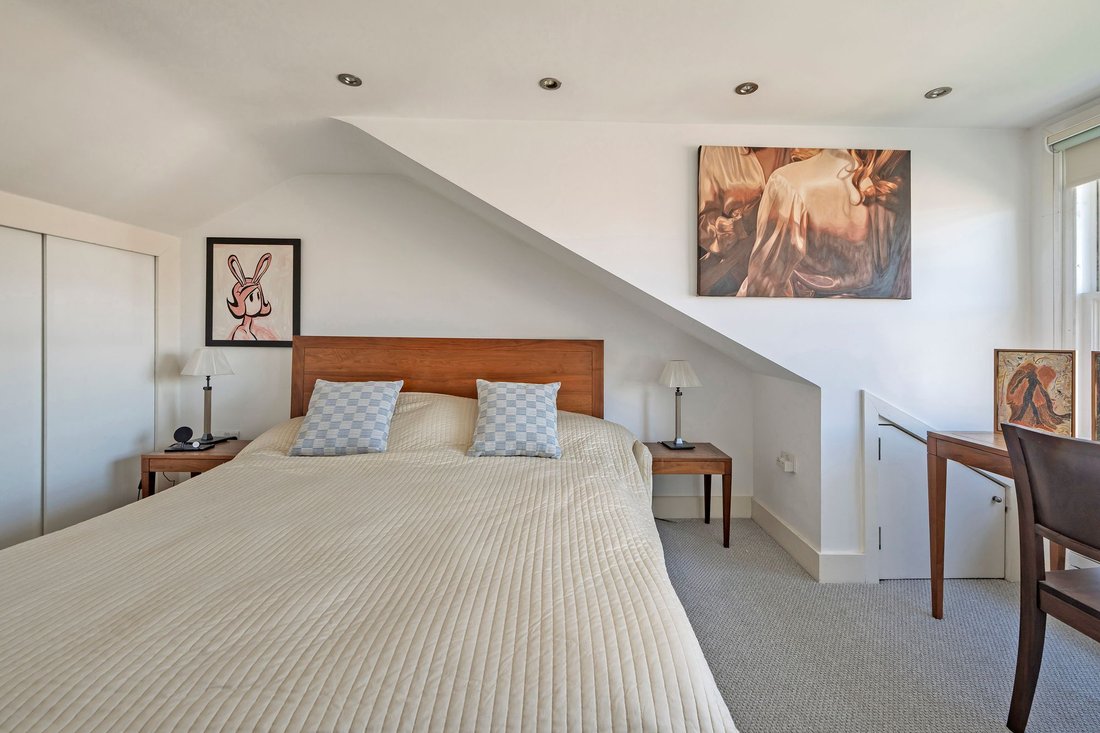 Apartment in Ladbroke Grove, Kensington And Chelsea, England 5 - 17151537