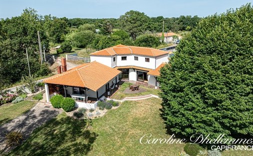 House in Les Sables-d'Olonne, Pays de la Loire, France 1