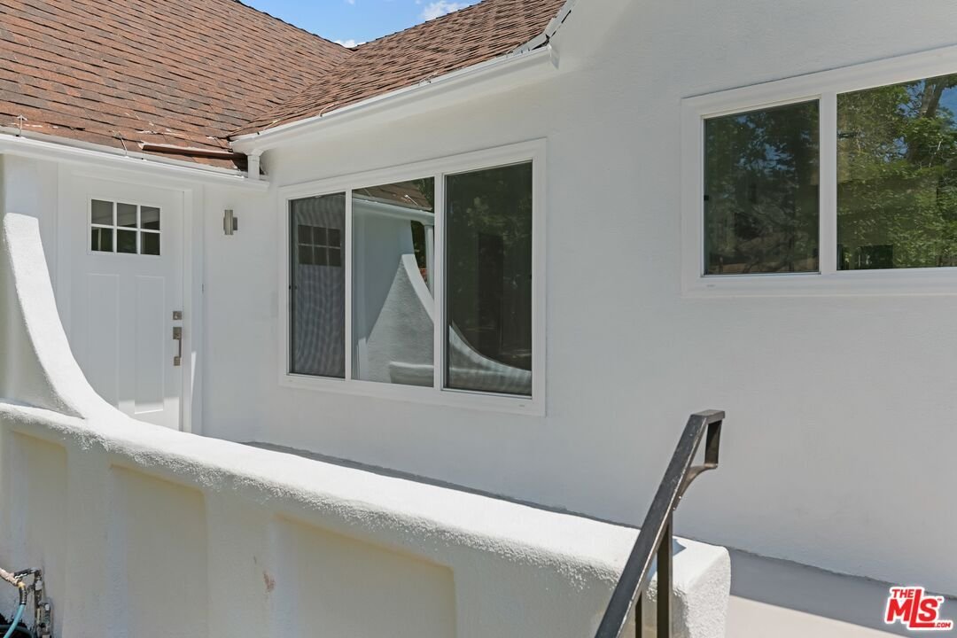 Los Angeles, California, United States 4 - 18409142